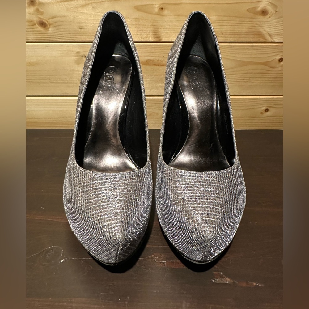 Silver Carlos Santana platform pumps size 6.5